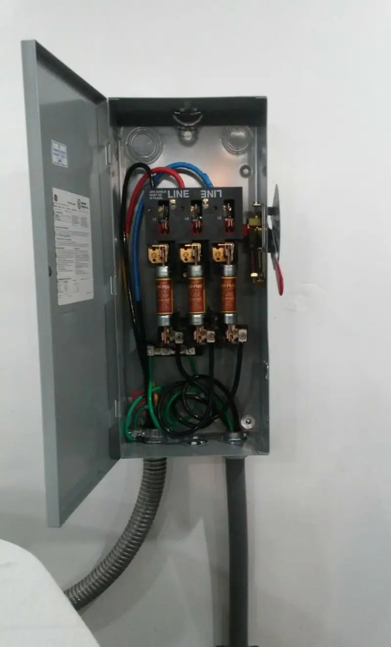 Three-phase disconnect switch installed for Electrical Wiring & Rewiring in Benner